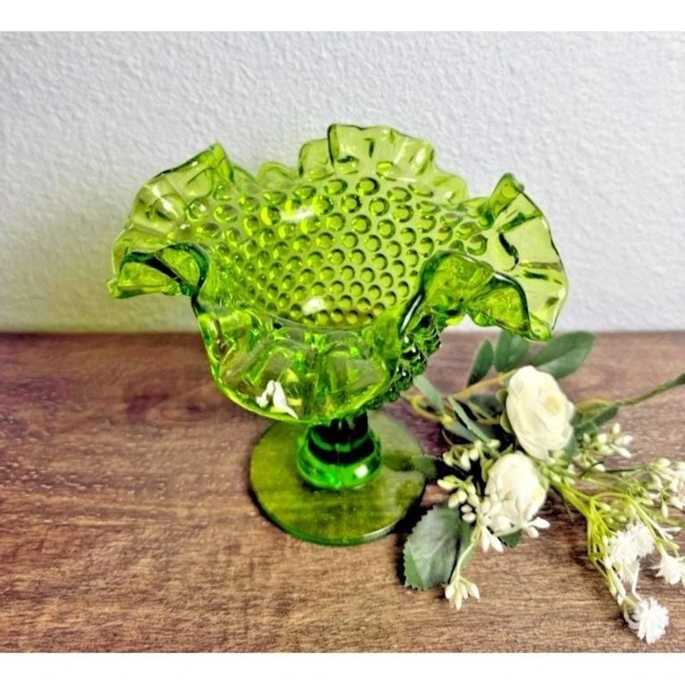 Vintage Uranium Glass Hobnail Pedestal Vase‎ UV Reactive Ruffled Green 5.5